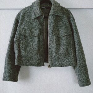 Zara Women's Wool Bouclé Cropped Jacket